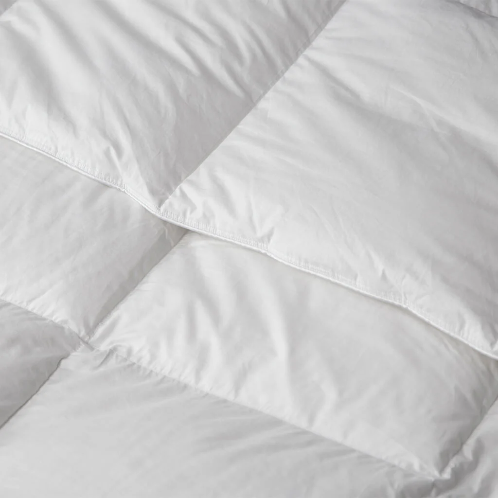 John Cotton 50/50 White Duck Feather & Down Quilt - All Seasons - Image 4