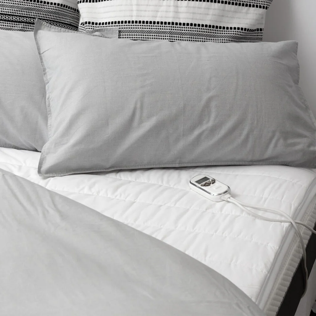 Luxuriously Warm 2-in-1 Heated Topper - Image 4