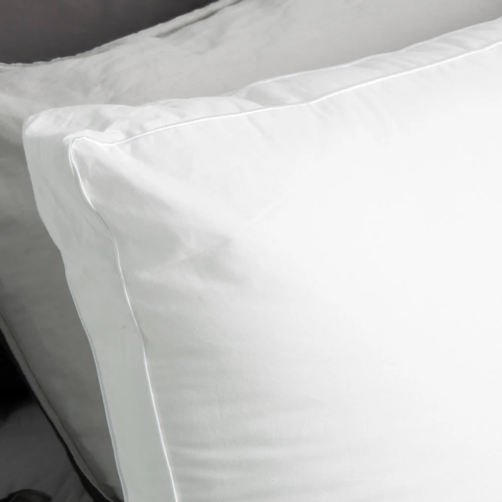 Tontine Luxe Anti Allergy Pillow - Medium - Image 3
